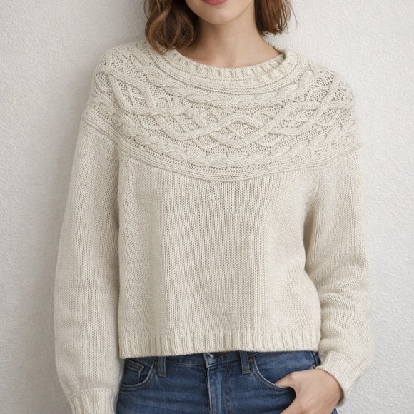 earth musco&ecology Sweaters - Earth Music & Ecology Women's Cable Knit Sweater - Size Medium
